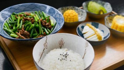 how-long-does-cooked-rice-last-in-the-fridge