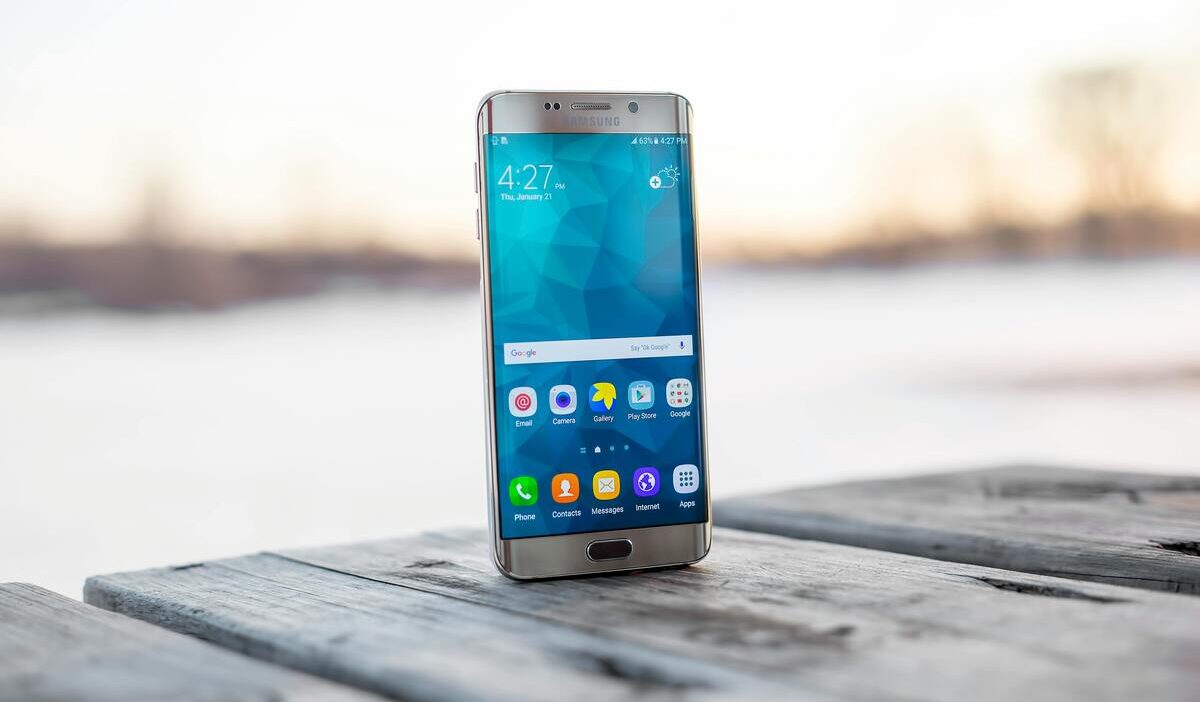 free-galaxy-z-flip-government-phone