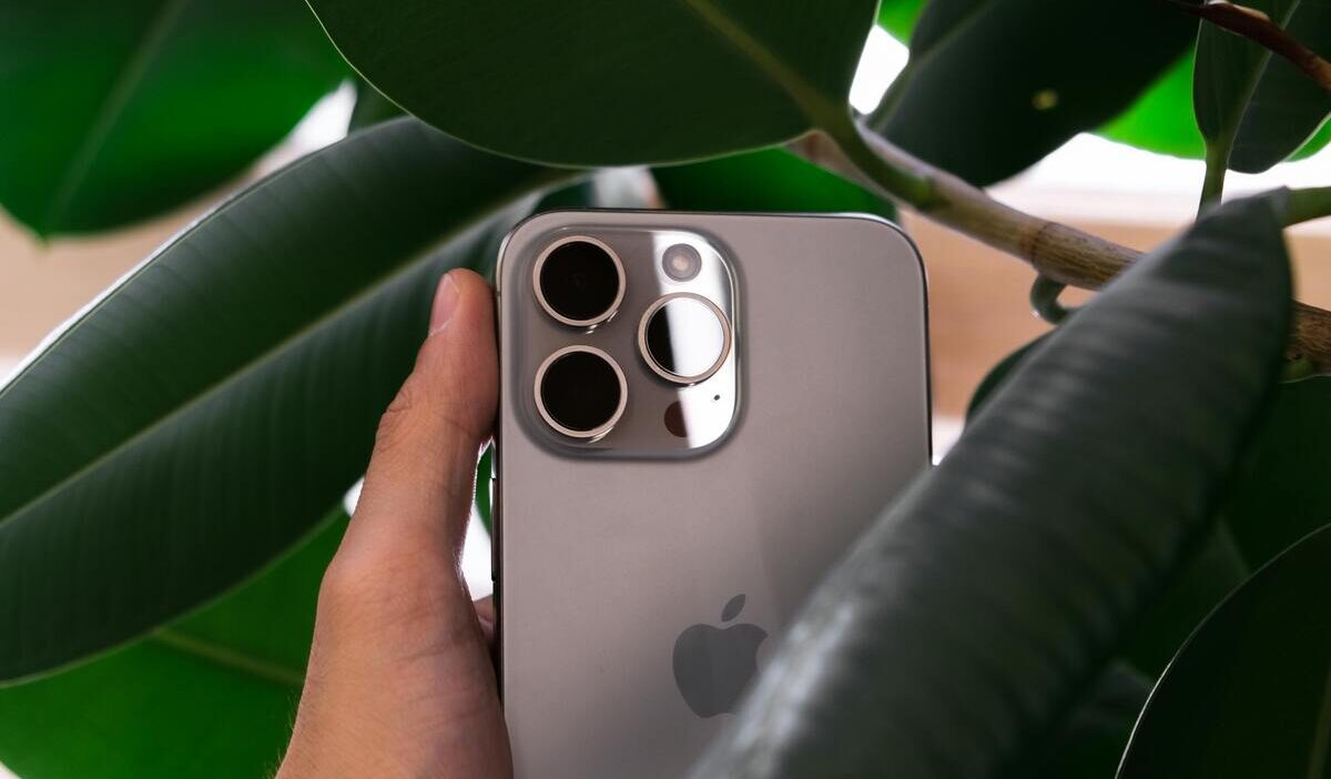 free-government-iphone-14-pro-max-near-me