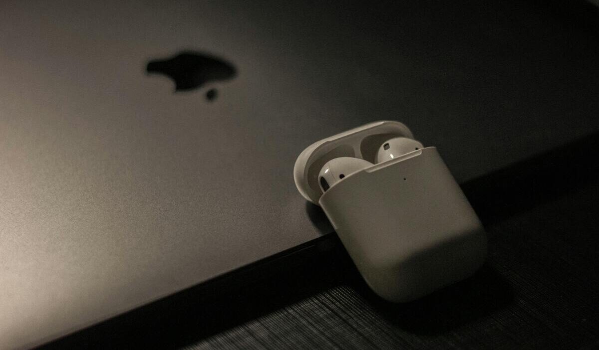 How Long Do AirPods Last?