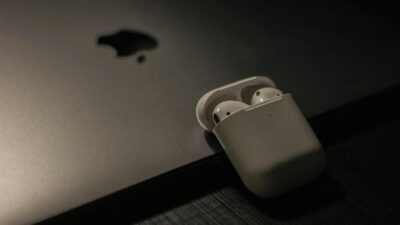 How Long Do AirPods Last?