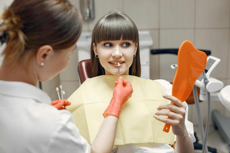 how-long-do-porcelain-veneers-last