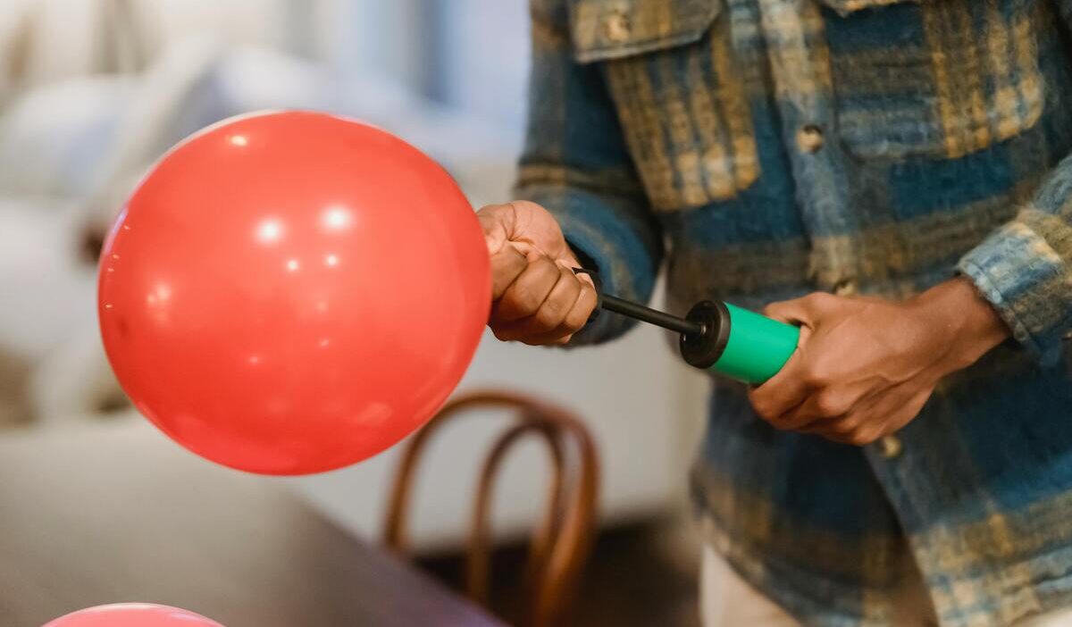 How Long Do Helium Balloons Last?