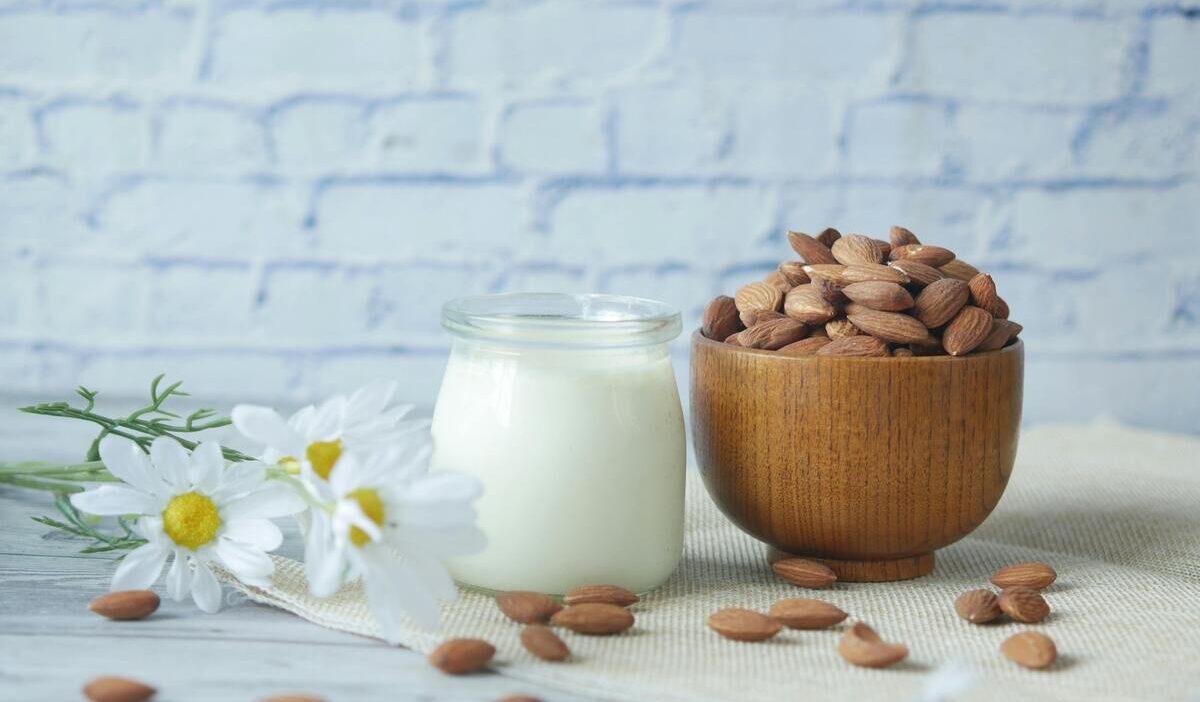 how-long-does-almond-milk-last-after-expiration-date