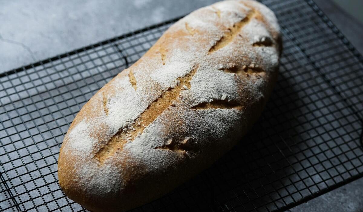 how-long-does-sourdough-bread-last-in-the-fridge
