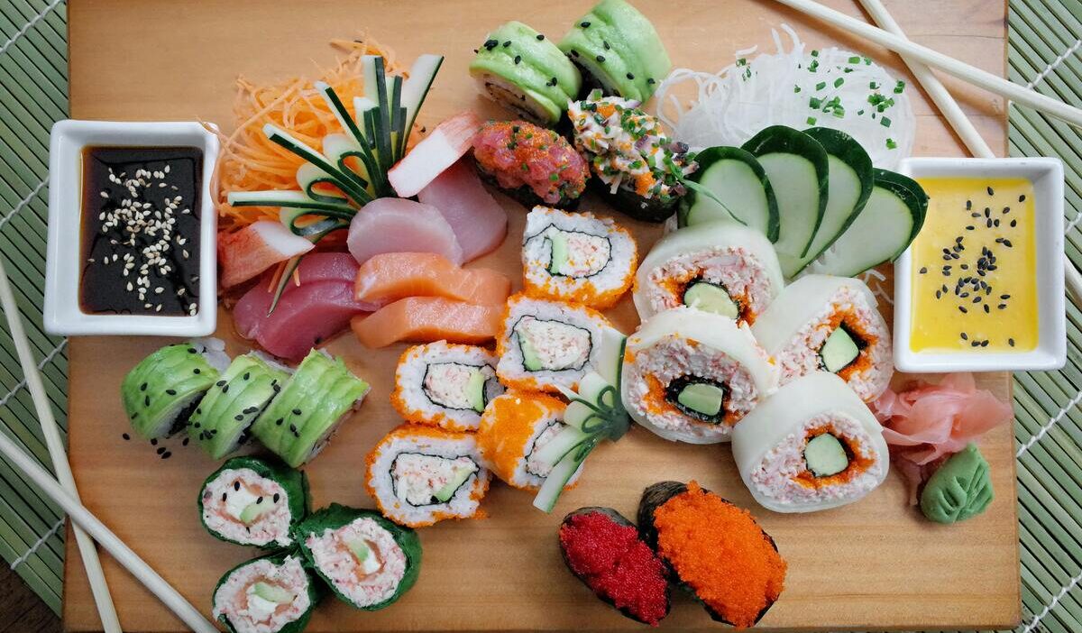 how-long-does-sushi-last-in-the-fridge