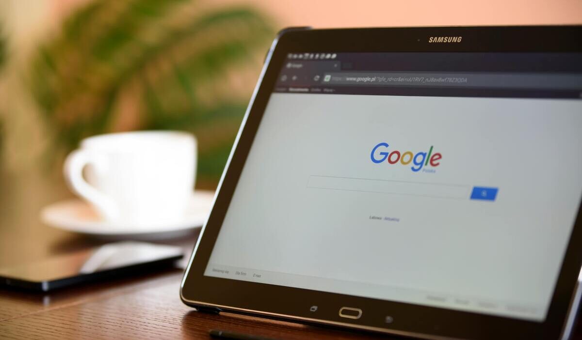 lifeline-free-tablet-application