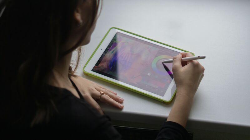 free-government-tablet-with-unlimited