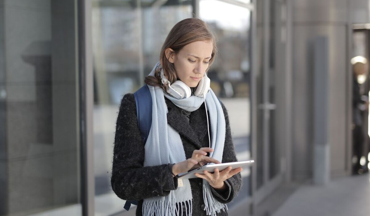 free-tablet-or-laptop-for-students