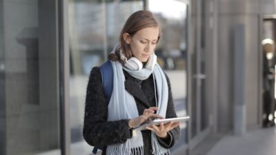 free-tablet-or-laptop-for-students