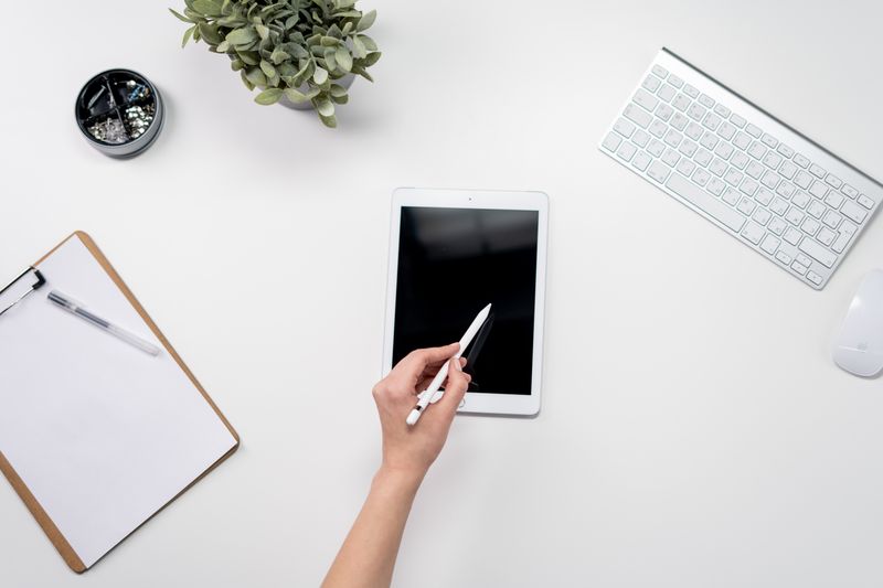 how to get free tablet for students