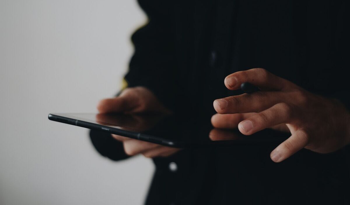what-is-the-best-free-government-tablet