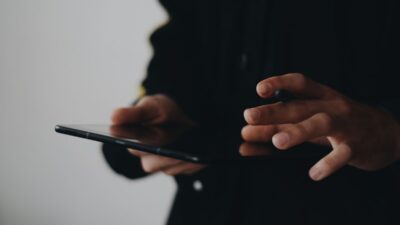 what-is-the-best-free-government-tablet
