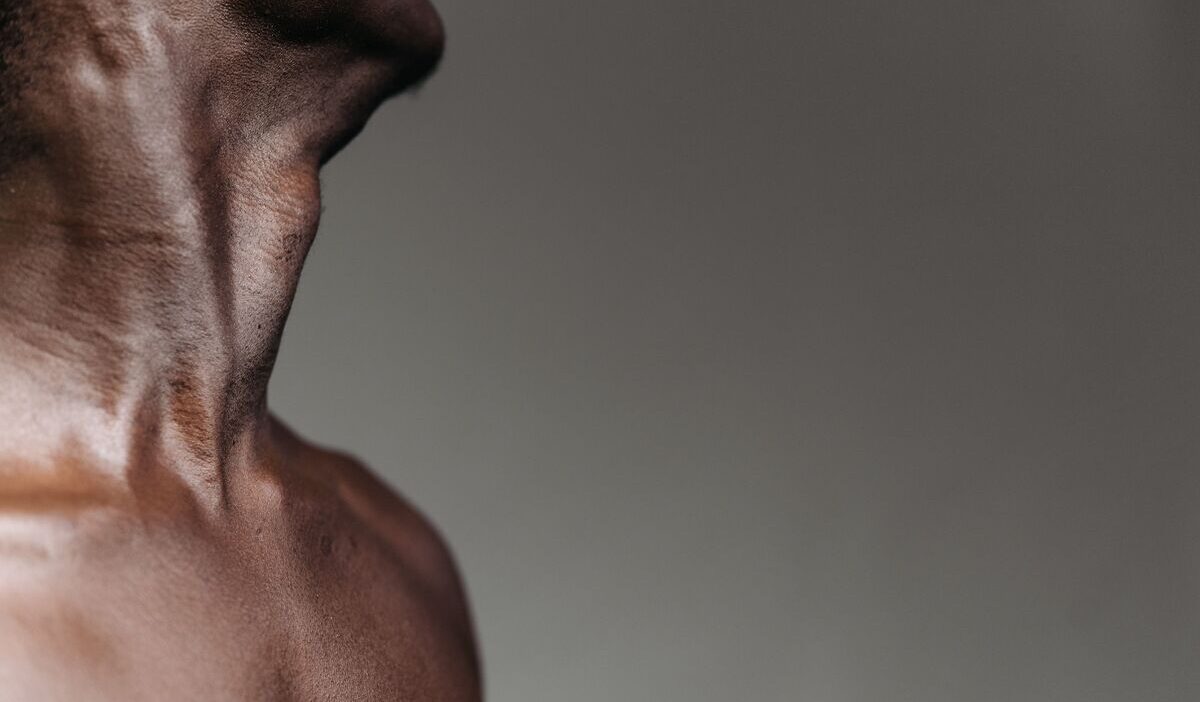 how-to-get-rid-of-neck-hump